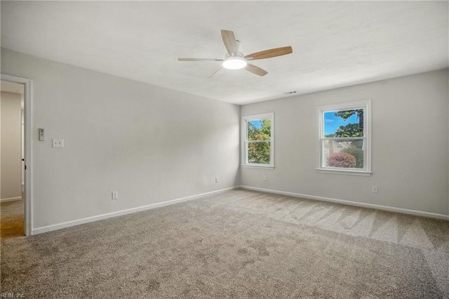 533 Warrick RD, Chesapeake, VA 23322
