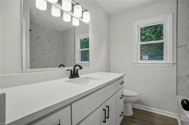 533 Warrick RD, Chesapeake, VA 23322