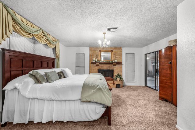 748 Rocky Ridge Lane, Weatherford, TX 76085