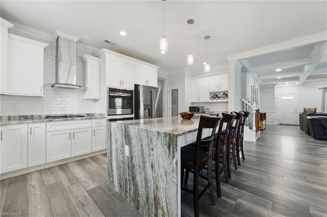 106 Silver Isles BLVD, Hampton, VA 23664