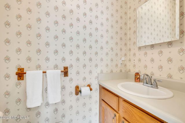 43 S Westfield Road, Howell, NJ 07731