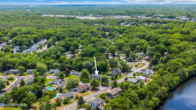 43 S Westfield Road, Howell, NJ 07731