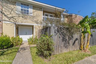 200 Lodge Drive 102, Lafayette, LA 70506