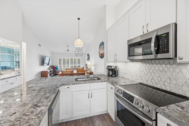 1102 N Keystone Drive N C, Jupiter, FL 33458