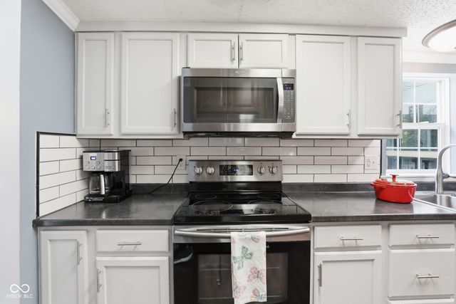 520 W 4th Street, Sheridan, IN 46069