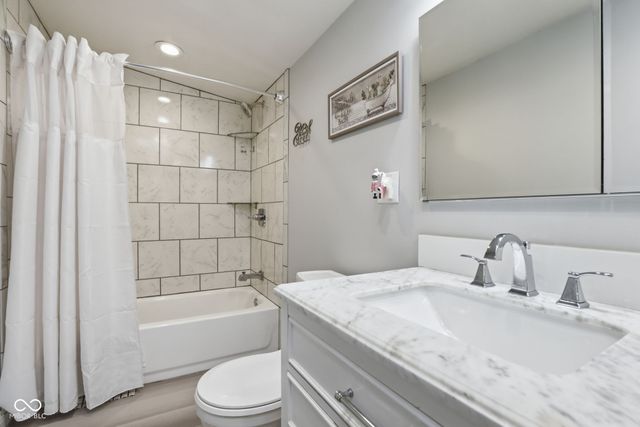 520 W 4th Street, Sheridan, IN 46069