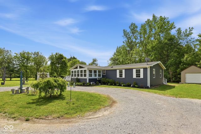 520 W 4th Street, Sheridan, IN 46069