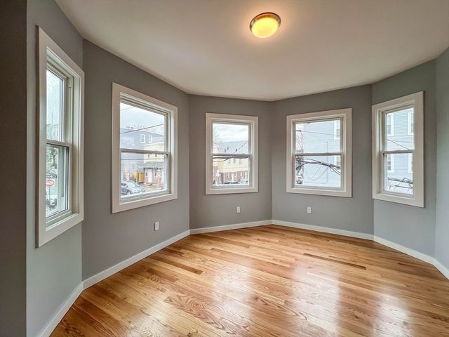 22-24 Shelby St, Boston, MA 02128
