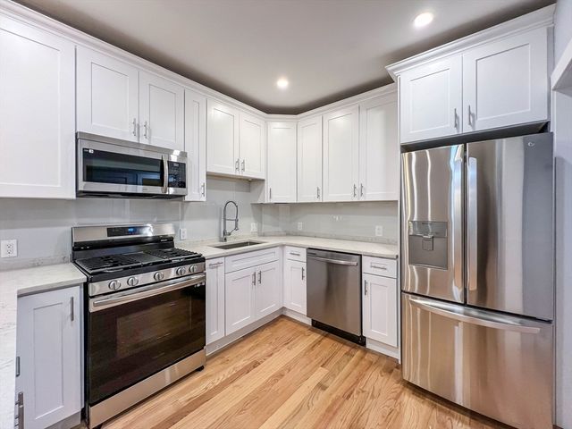 22-24 Shelby St, Boston, MA 02128