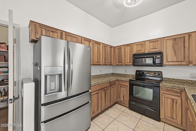 2024 S BALDWIN -- 11, Mesa, AZ 85209