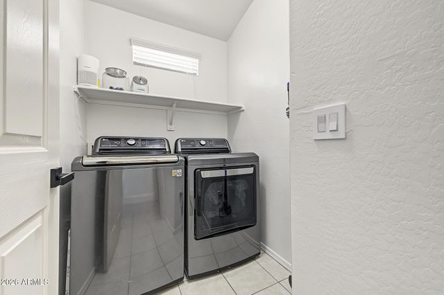 2024 S BALDWIN -- 11, Mesa, AZ 85209