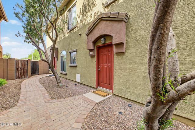 2024 S BALDWIN -- 11, Mesa, AZ 85209