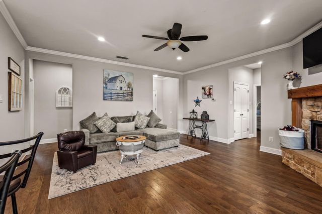 293 Redden Road, Van Alstyne, TX 75495