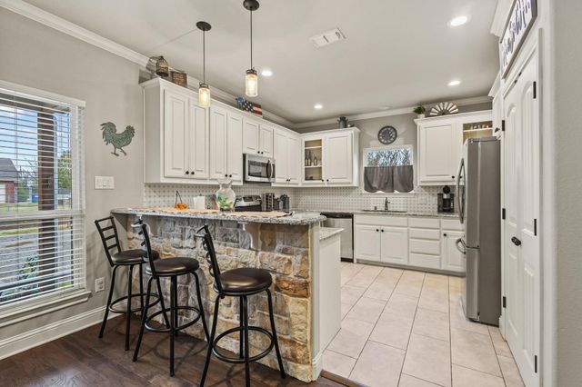 293 Redden Road, Van Alstyne, TX 75495