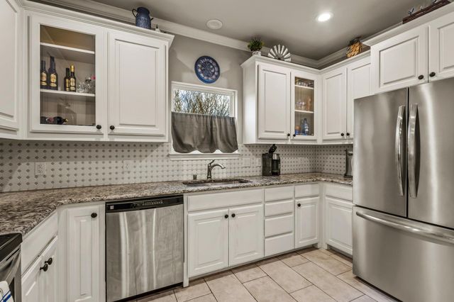 293 Redden Road, Van Alstyne, TX 75495