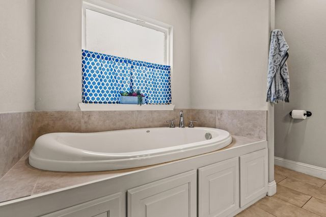 293 Redden Road, Van Alstyne, TX 75495