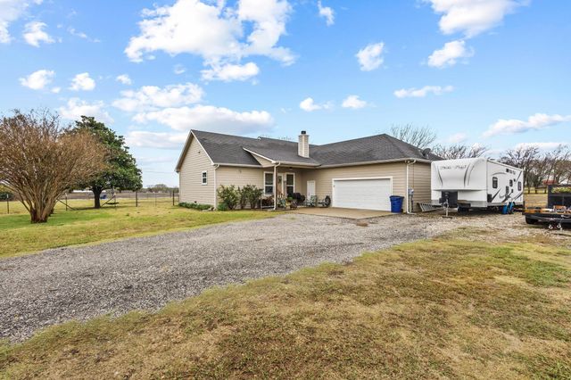 293 Redden Road, Van Alstyne, TX 75495