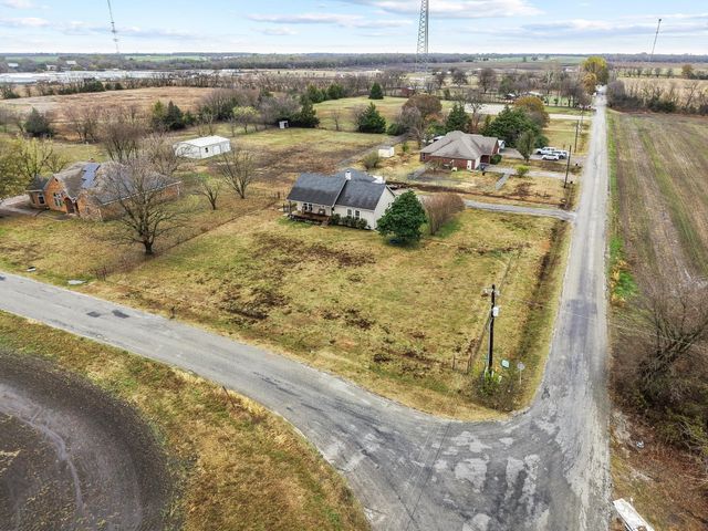 293 Redden Road, Van Alstyne, TX 75495