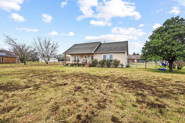 293 Redden Road, Van Alstyne, TX 75495