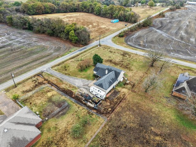 293 Redden Road, Van Alstyne, TX 75495