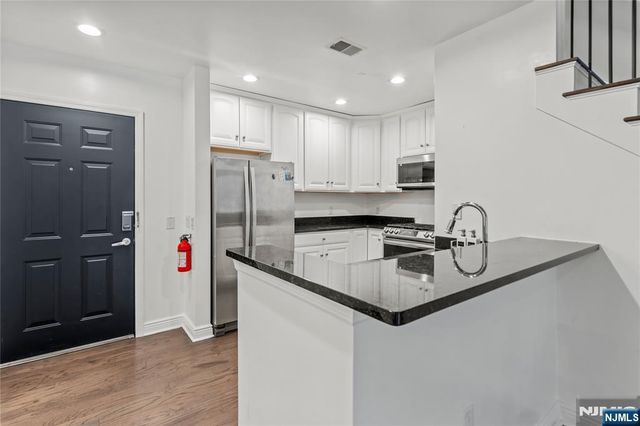 7400 River Road 442, North Bergen, NJ 07047