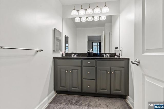 7400 River Road 442, North Bergen, NJ 07047