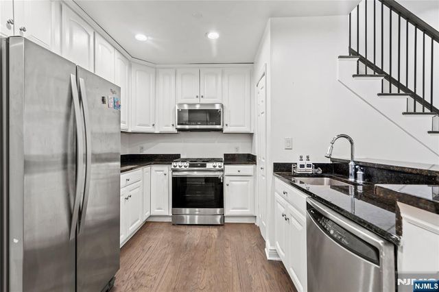 7400 River Road 442, North Bergen, NJ 07047