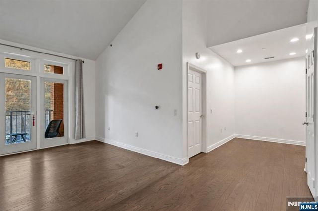 7400 River Road 442, North Bergen, NJ 07047