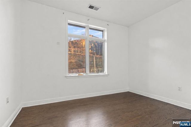 7400 River Road 442, North Bergen, NJ 07047