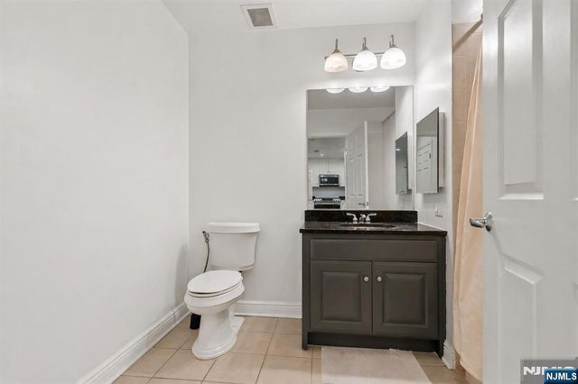 7400 River Road 442, North Bergen, NJ 07047