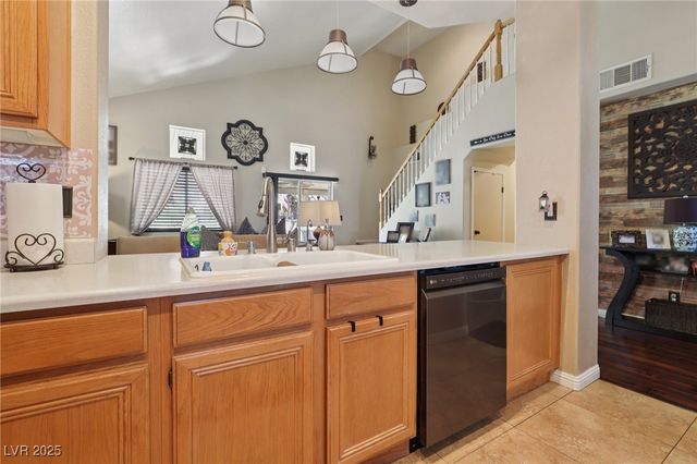 623 Dry Valley Avenue, North Las Vegas, NV 89031