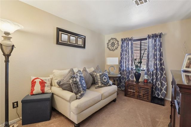 623 Dry Valley Avenue, North Las Vegas, NV 89031