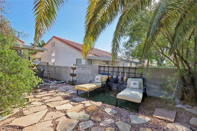 623 Dry Valley Avenue, North Las Vegas, NV 89031