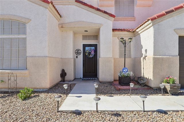 623 Dry Valley Avenue, North Las Vegas, NV 89031
