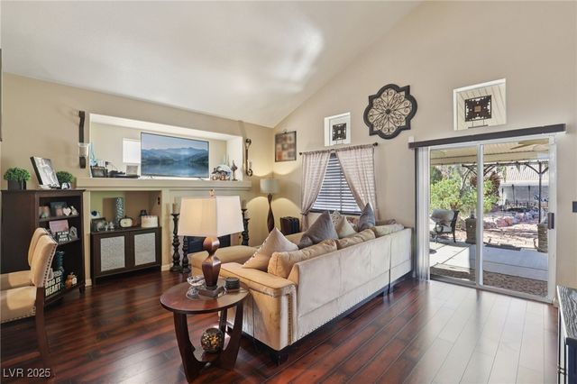 623 Dry Valley Avenue, North Las Vegas, NV 89031