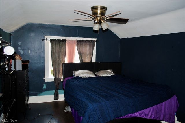 2712 Hood Avenue, Cleveland, OH 44109