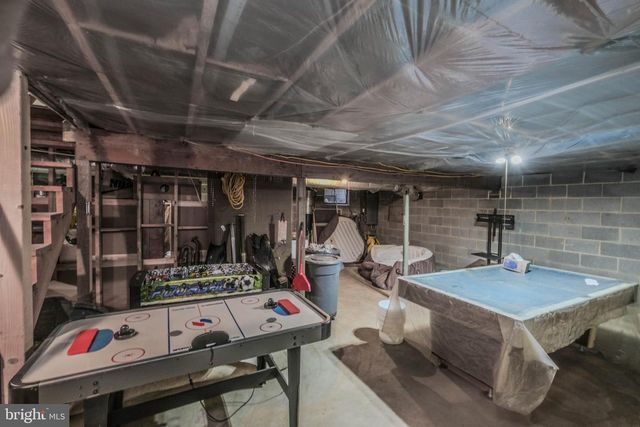 901 HILLCREST DRIVE, Martinsburg, WV 25401