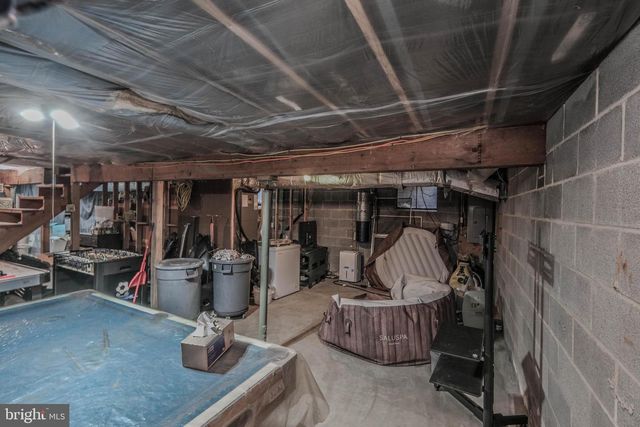901 HILLCREST DRIVE, Martinsburg, WV 25401