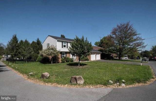 901 HILLCREST DRIVE, Martinsburg, WV 25401