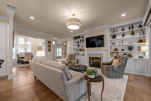 3807 Branham Park, Lexington, KY 40515