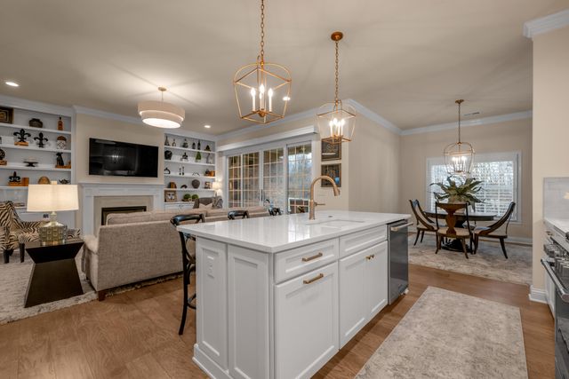 3807 Branham Park, Lexington, KY 40515