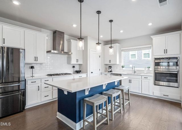 811 Amley Place, Apex, NC 27523