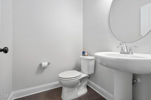 811 Amley Place, Apex, NC 27523