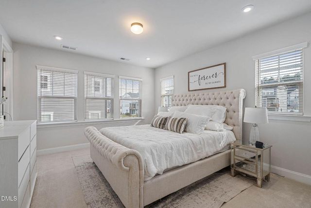 811 Amley Place, Apex, NC 27523