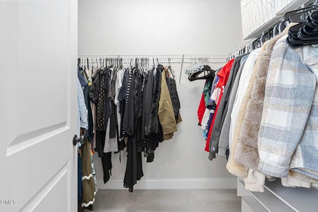 811 Amley Place, Apex, NC 27523