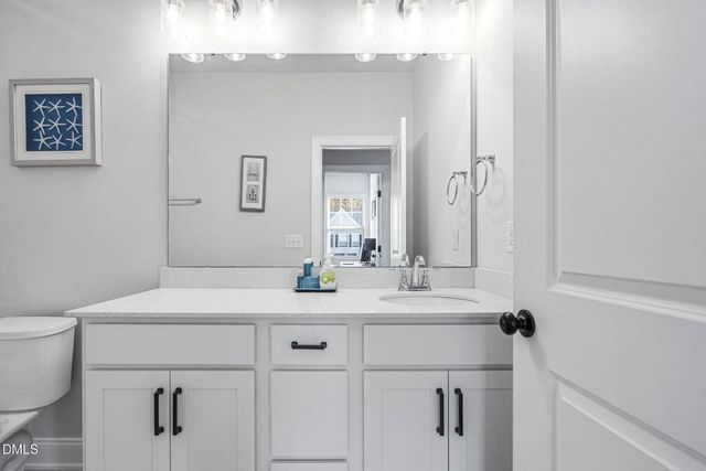 811 Amley Place, Apex, NC 27523