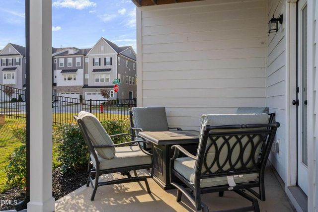 811 Amley Place, Apex, NC 27523