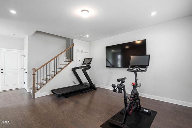 811 Amley Place, Apex, NC 27523