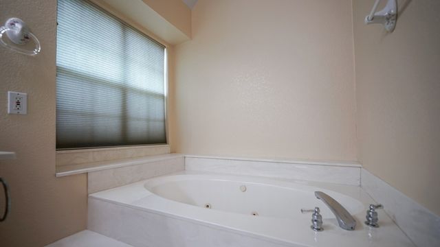 138 Lehmann Dr, Kerrville, TX 78028