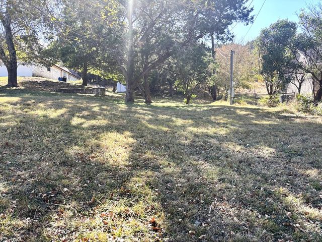 138 Lehmann Dr, Kerrville, TX 78028